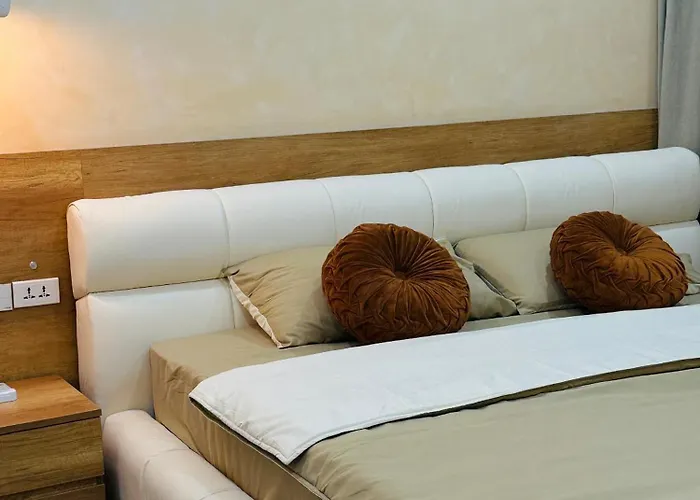 Diamond Bridge View Apartment Ha Long
