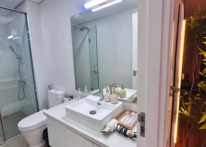 Diamond Bridge View Apartment