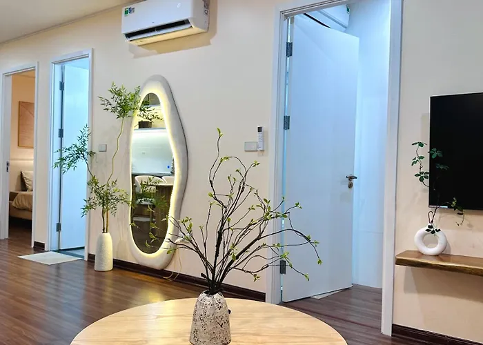 Diamond Bridge View Apartment *